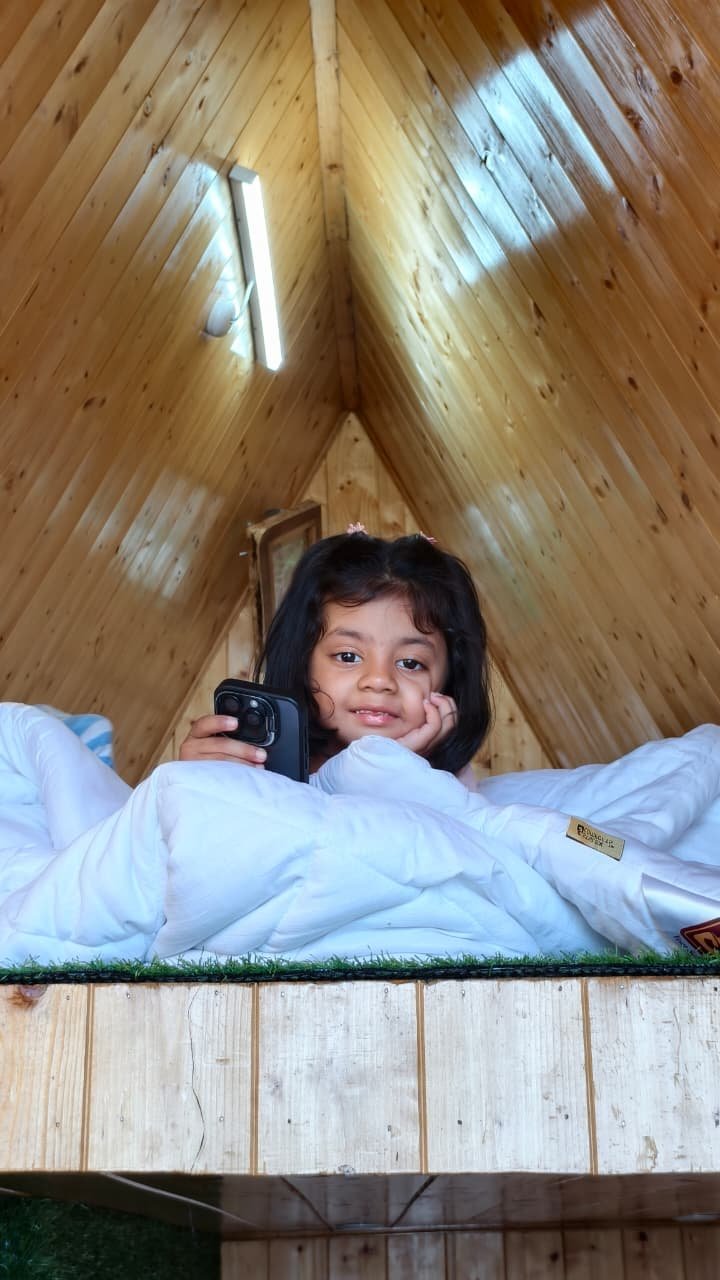 Eva Cabins Guest Memory