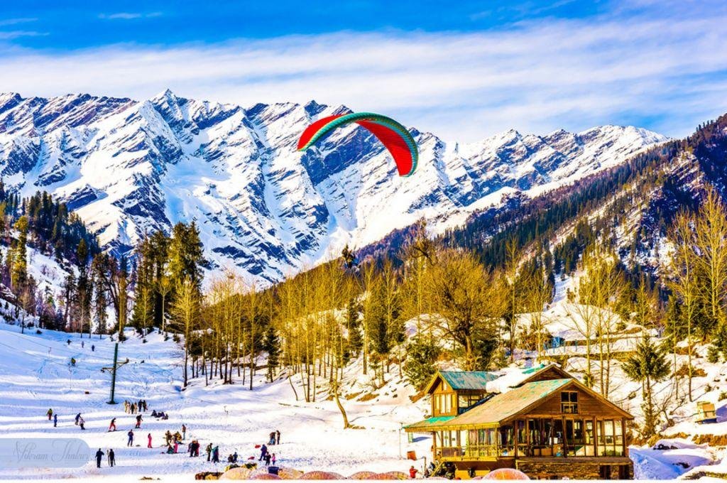 Adventure activities in Solang Valley, Manali with snow-capped Himalayan mountains