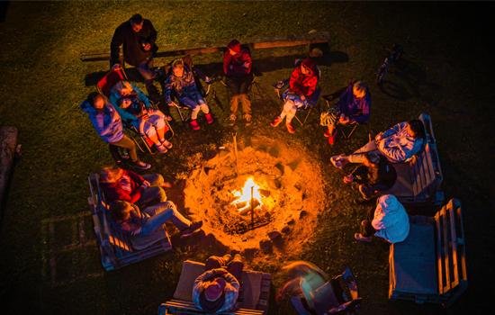 Bonfire evening during an offbeat stay in Dalhousie
